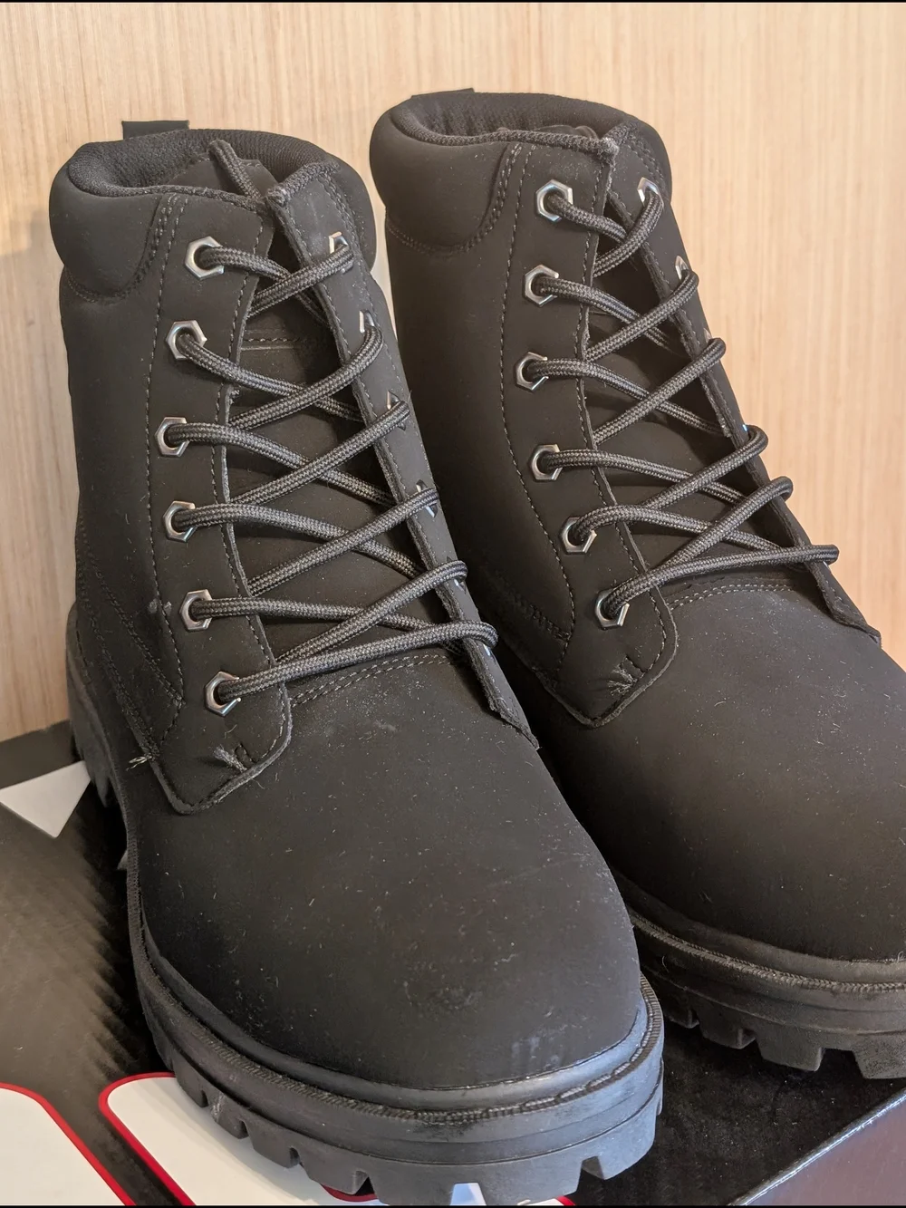 FILA Men's Edgewater 12 Black Work-Style Lace-Up Boots 9.5 - Picture 3 of 7